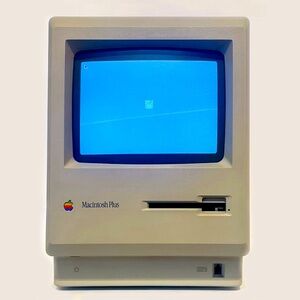 Apple Macintosh Plus Vintage 1987 1MB Ram fully functional & meticulously clean
